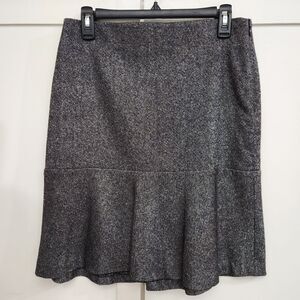 Talbots Wool Silk Blend Gray Tweed Flounce Straight Skirt Size 4 Lined